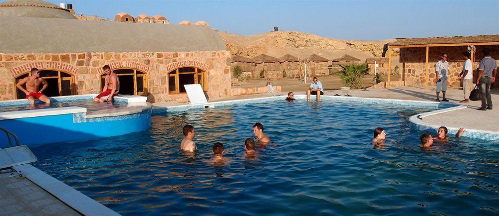 Hotel Roots Red Sea à El Qoseir Extérieur photo